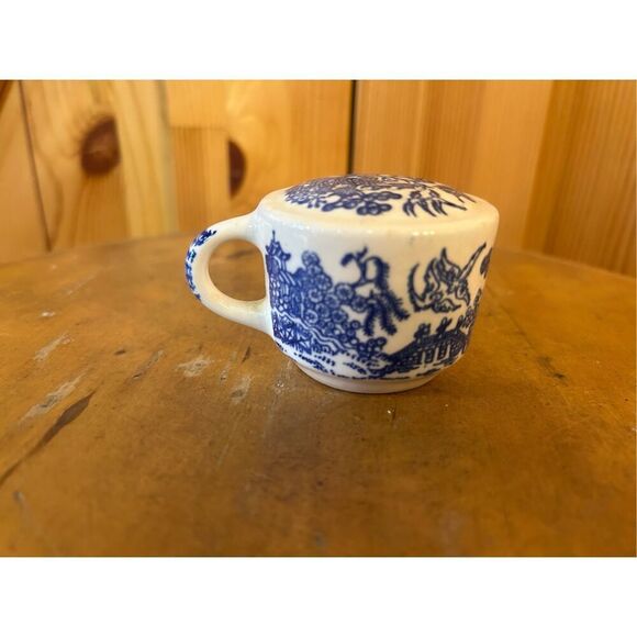 Blue Willow Salt Shaker Only (8857) - Picture 1 of 6